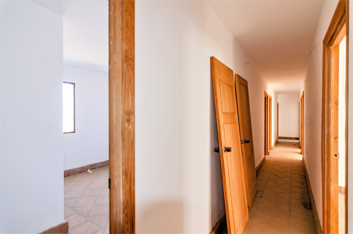 Te koop Vrijstaande Villa Costa Del Sol La Viñuela € 399.999,-