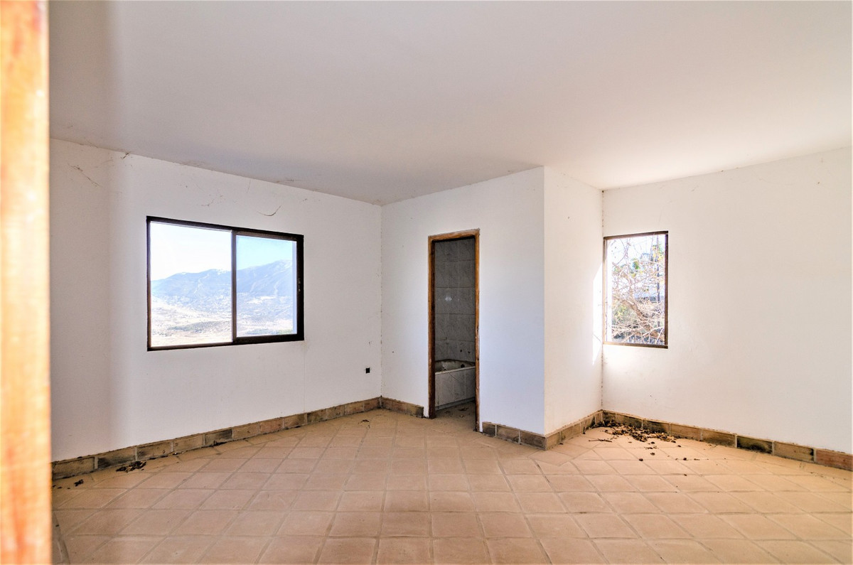 Te koop Vrijstaande Villa Costa Del Sol La Viñuela € 399.999,-