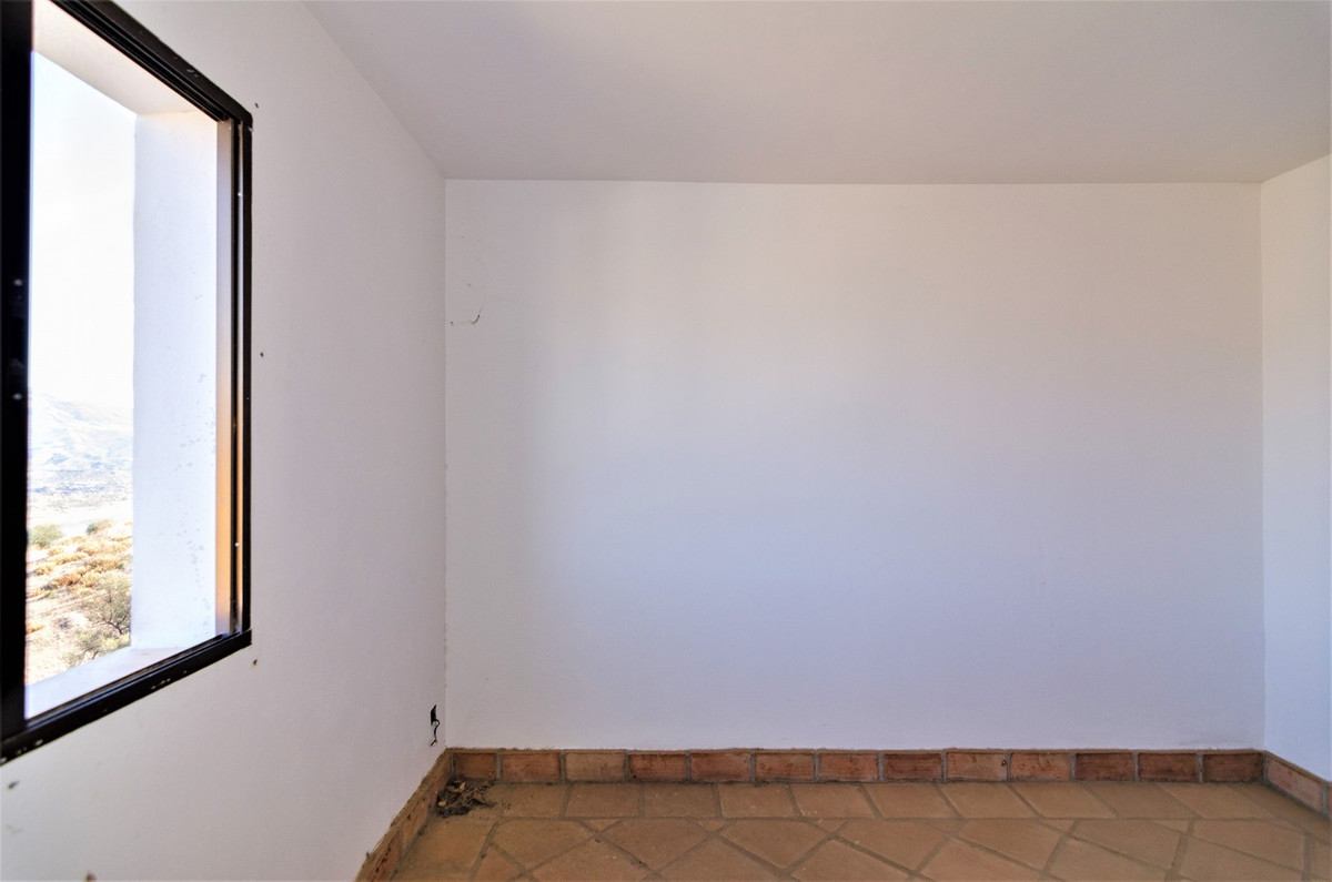 Te koop Vrijstaande Villa Costa Del Sol La Viñuela € 399.999,-