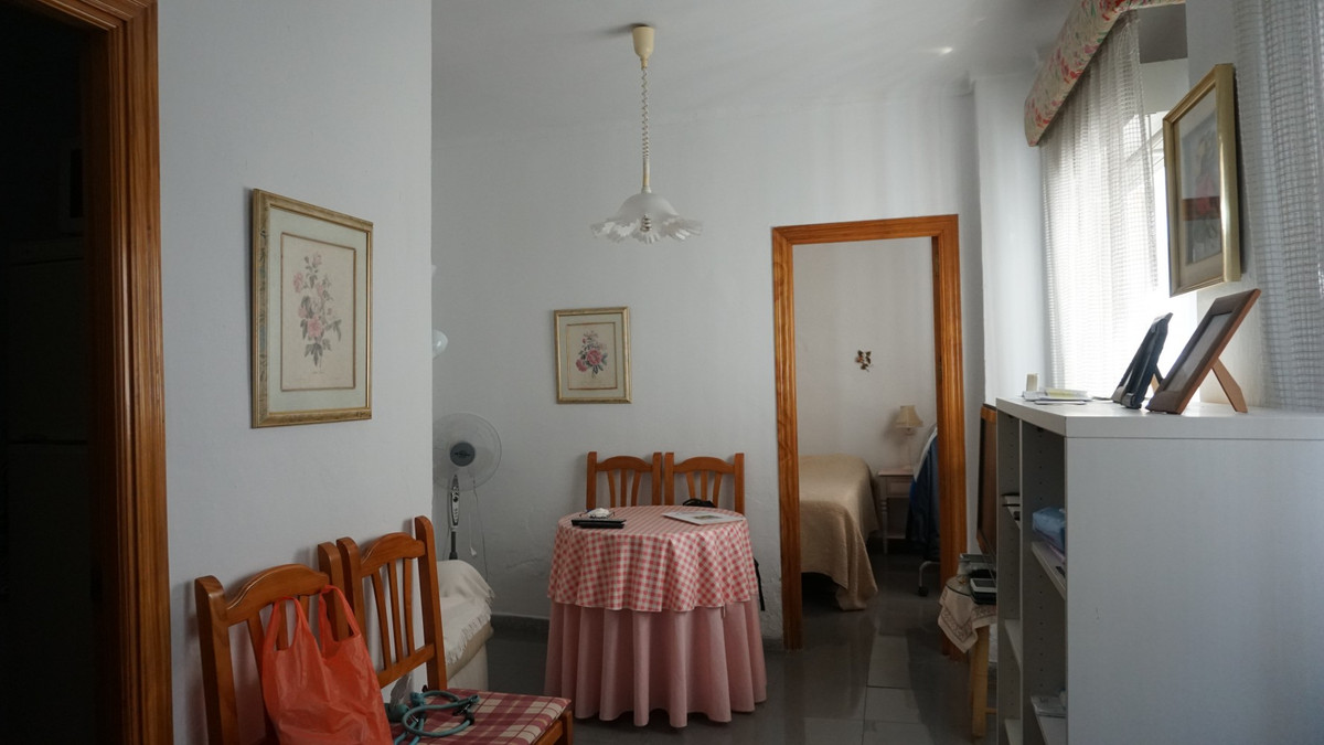 Te koop Half vrijstaand huis Costa Del Sol Torre Del Mar € 456.000,-