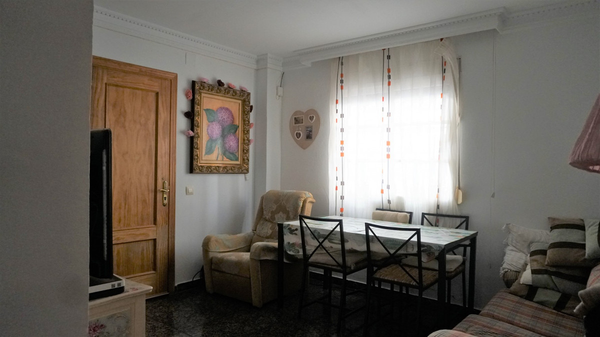 Te koop Half vrijstaand huis Costa Del Sol Torre Del Mar € 456.000,-