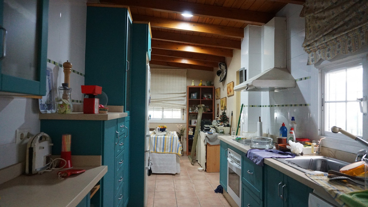 Te koop Half vrijstaand huis Costa Del Sol Torre Del Mar € 456.000,-