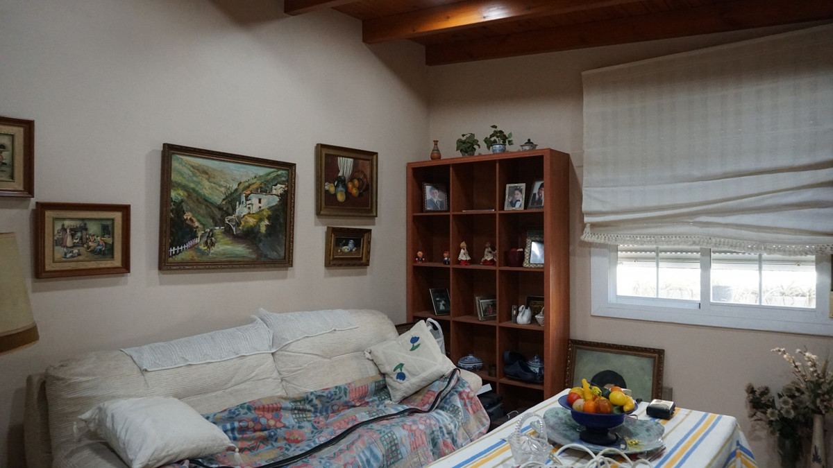 Te koop Half vrijstaand huis Costa Del Sol Torre Del Mar € 456.000,-