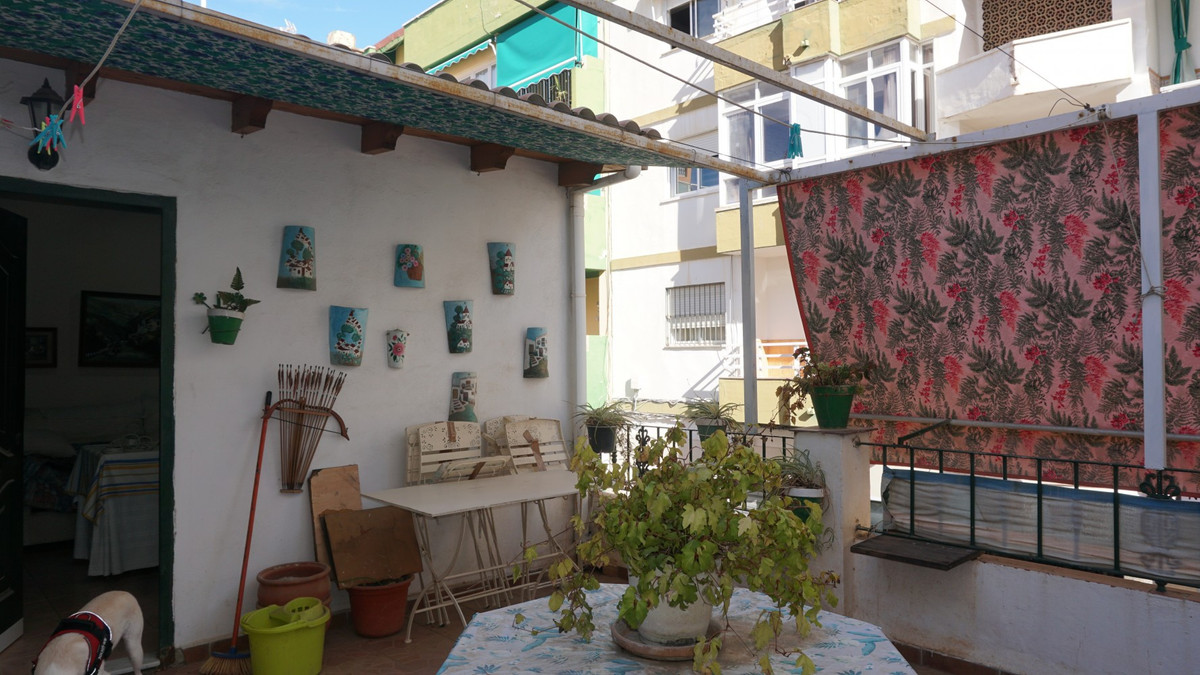 Te koop Half vrijstaand huis Costa Del Sol Torre Del Mar € 456.000,-