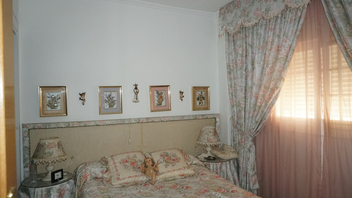 Te koop Half vrijstaand huis Costa Del Sol Torre Del Mar € 456.000,-