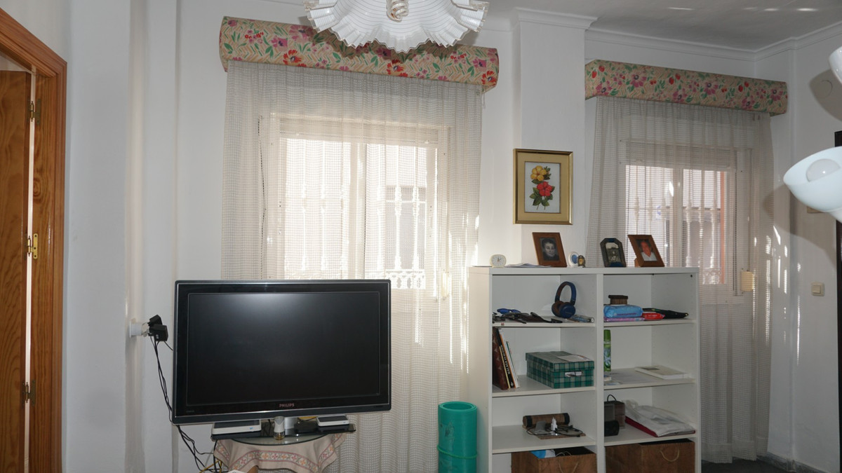 Te koop Half vrijstaand huis Costa Del Sol Torre Del Mar € 456.000,-