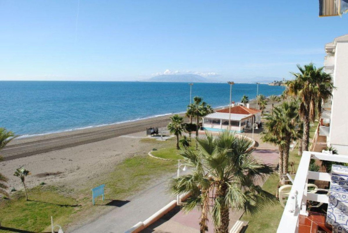 Te koop Middle Floor Apartment Costa Del Sol Rincón De La Victoria € 405.000,-