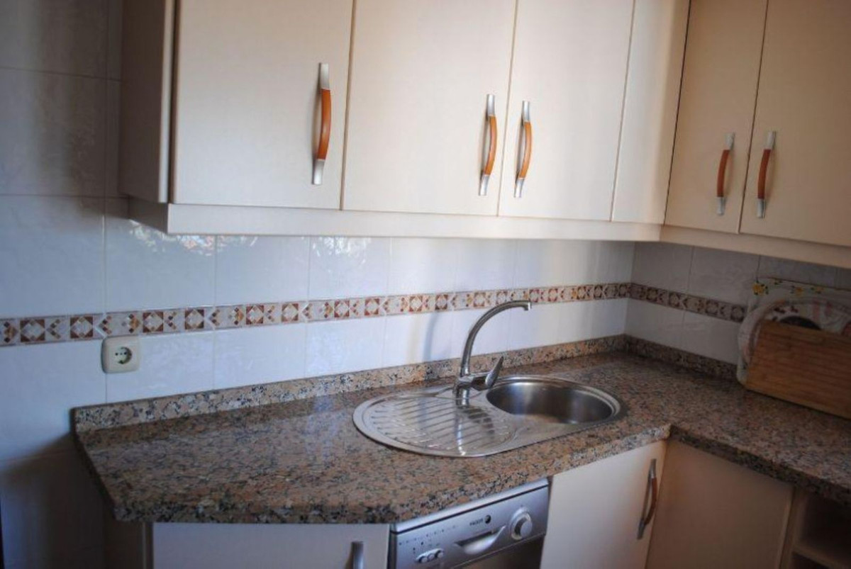 Te koop Middle Floor Apartment Costa Del Sol Rincón De La Victoria € 405.000,-