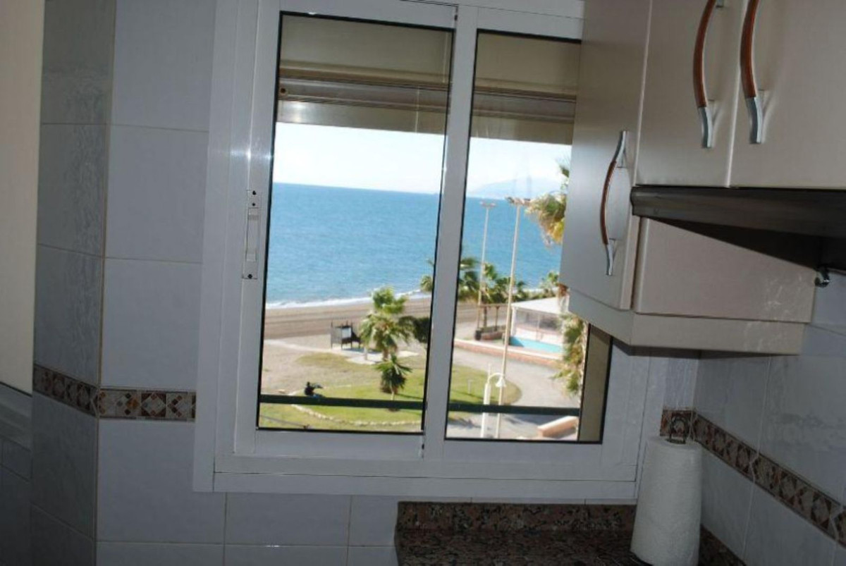 Te koop Middle Floor Apartment Costa Del Sol Rincón De La Victoria € 405.000,-