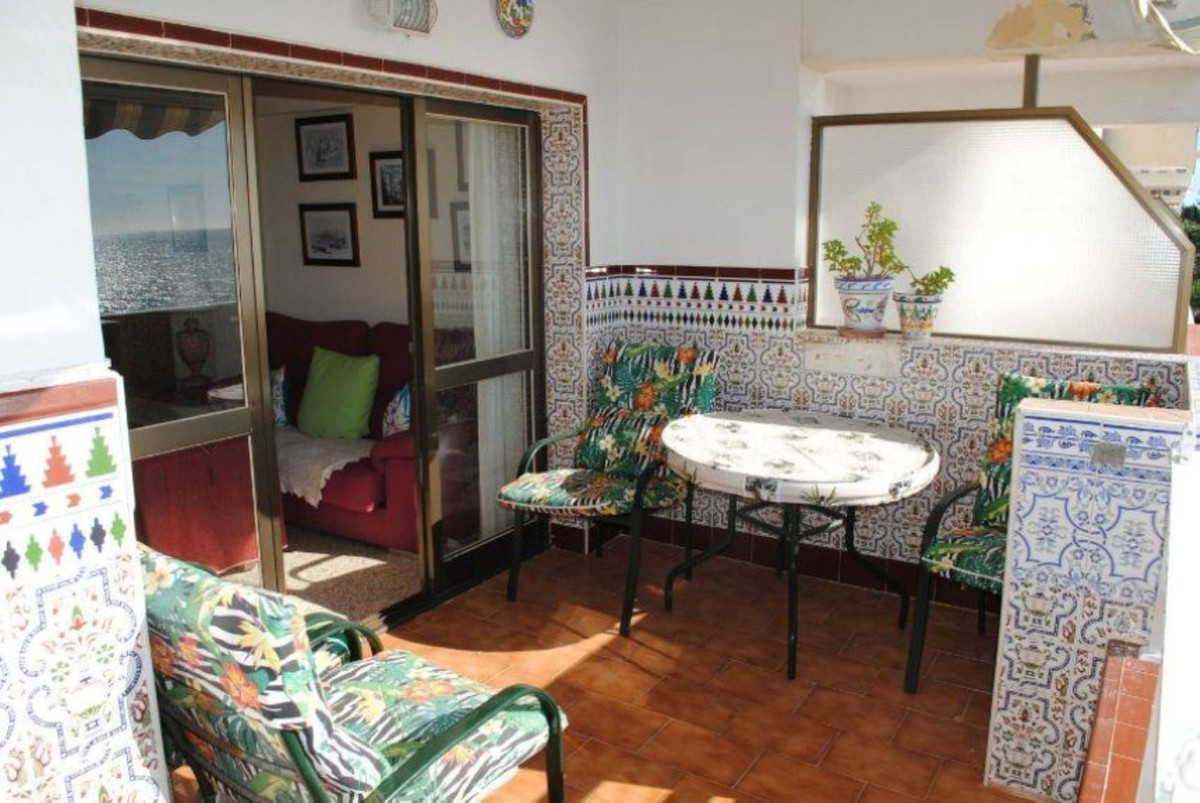 Te koop Middle Floor Apartment Costa Del Sol Rincón De La Victoria € 405.000,-