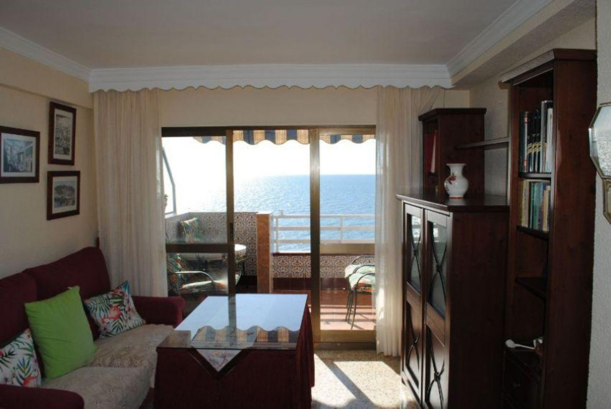 Te koop Middle Floor Apartment Costa Del Sol Rincón De La Victoria € 405.000,-