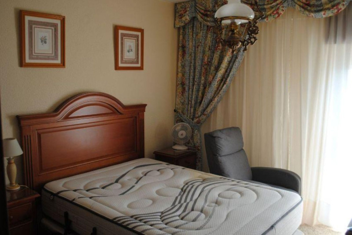 Te koop Middle Floor Apartment Costa Del Sol Rincón De La Victoria € 405.000,-