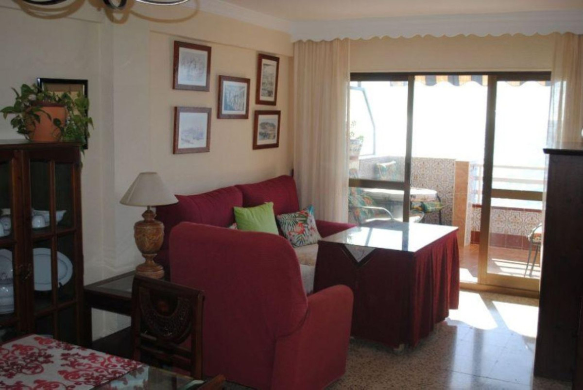 Te koop Middle Floor Apartment Costa Del Sol Rincón De La Victoria € 405.000,-
