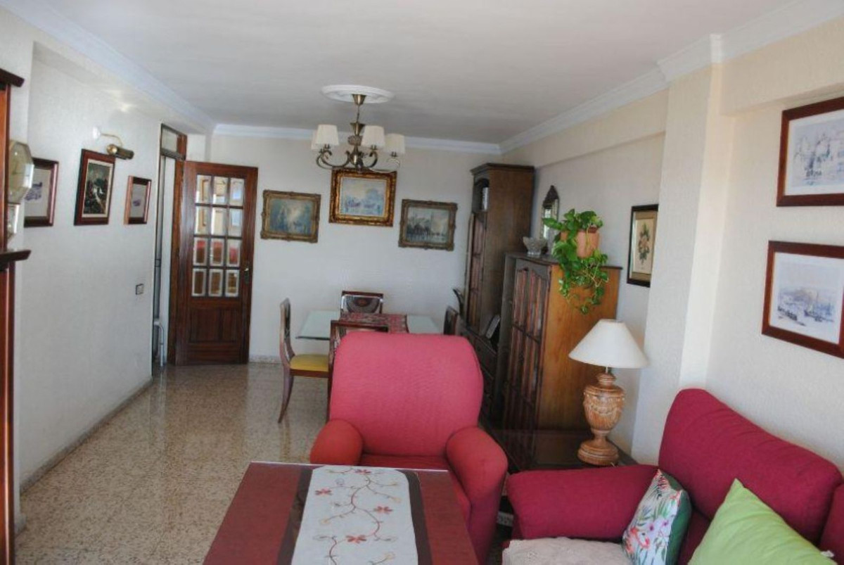 Te koop Middle Floor Apartment Costa Del Sol Rincón De La Victoria € 405.000,-
