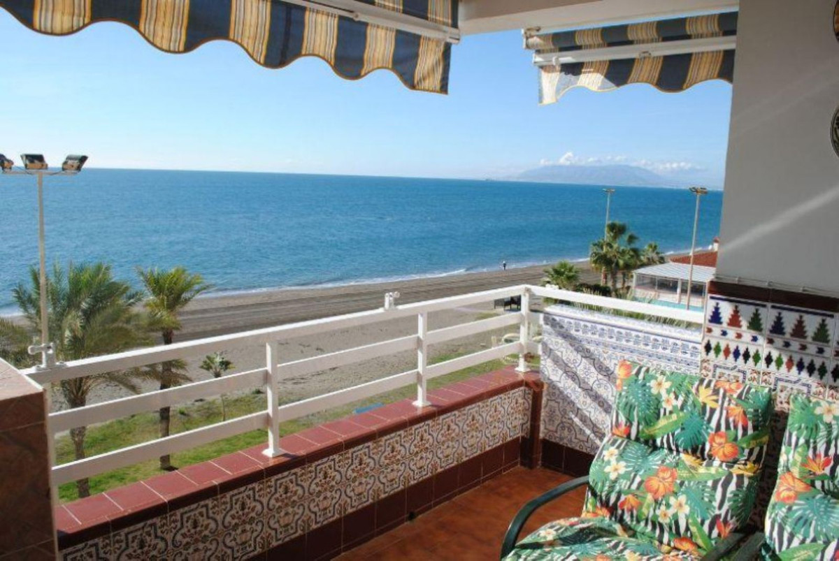 Te koop Middle Floor Apartment Costa Del Sol Rincón De La Victoria € 405.000,-