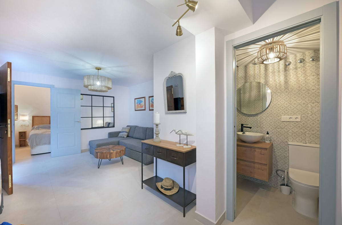 Te koop Half vrijstaand huis Costa Del Sol Caleta De Vélez € 350.000,-