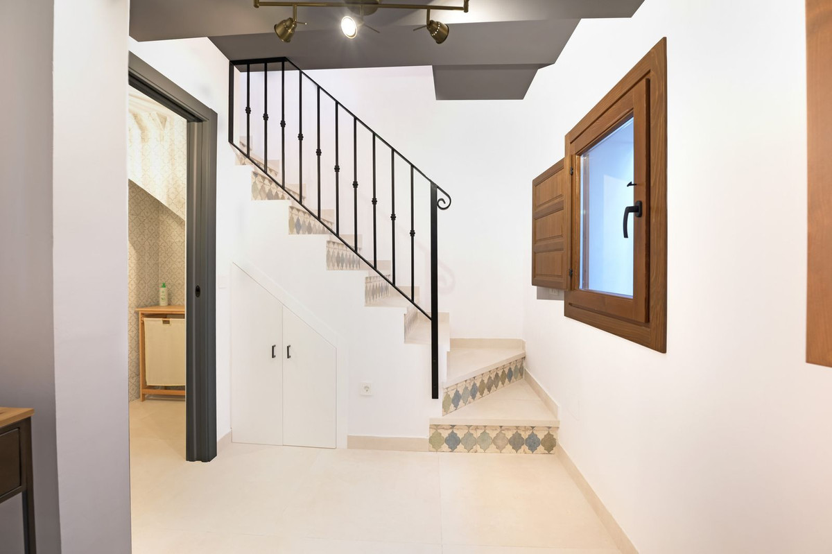 Te koop Half vrijstaand huis Costa Del Sol Caleta De Vélez € 350.000,-