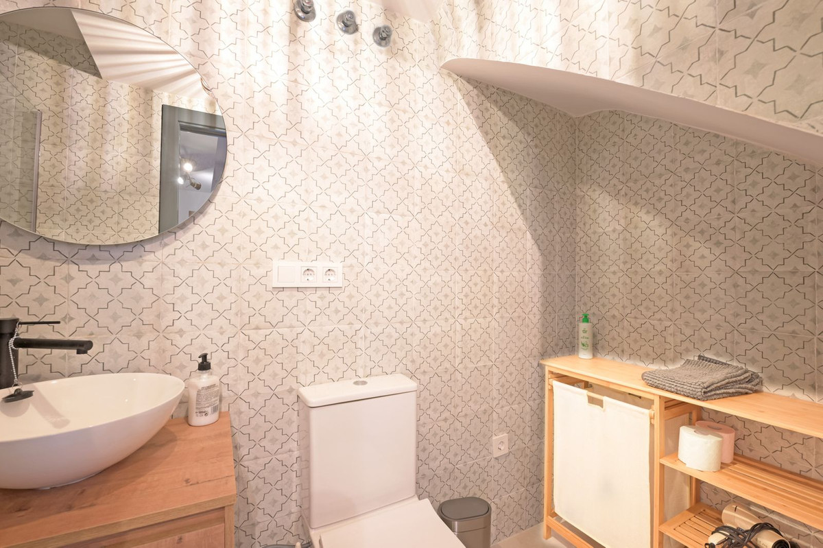 Te koop Half vrijstaand huis Costa Del Sol Caleta De Vélez € 350.000,-