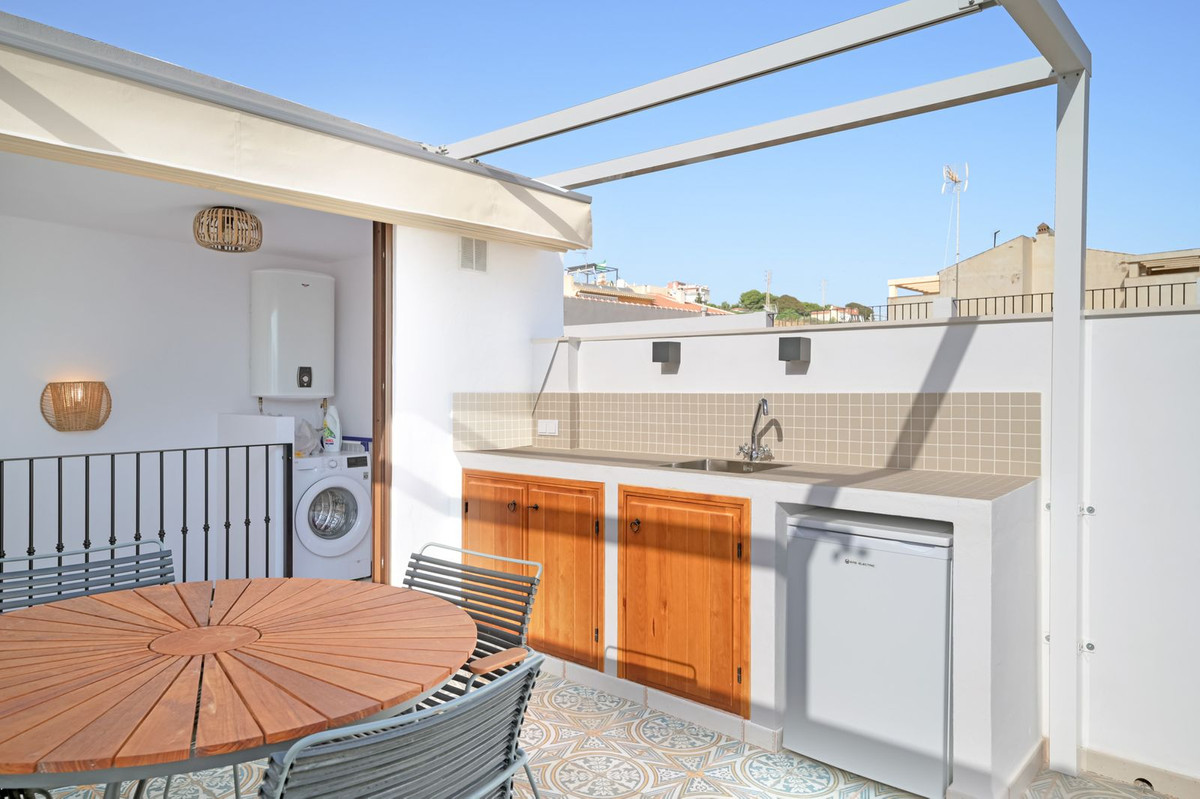 Te koop Half vrijstaand huis Costa Del Sol Caleta De Vélez € 350.000,-