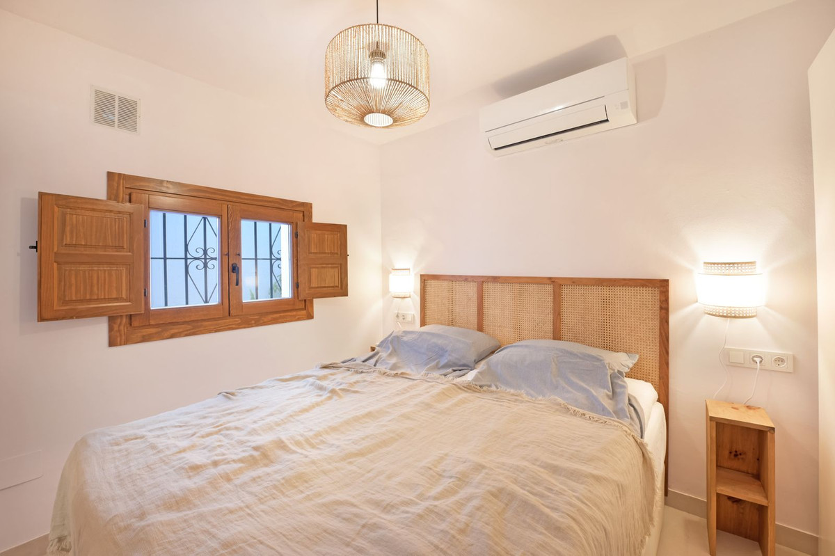 Te koop Half vrijstaand huis Costa Del Sol Caleta De Vélez € 350.000,-