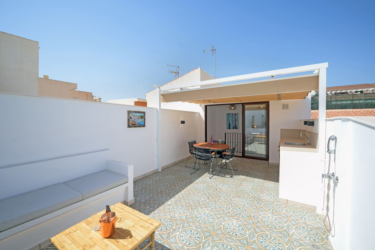 Te koop Half vrijstaand huis Costa Del Sol Caleta De Vélez € 350.000,-