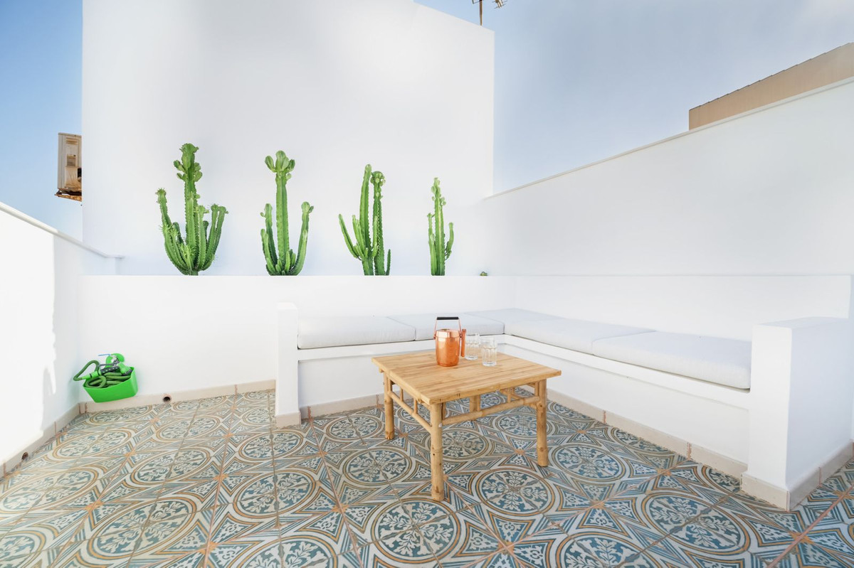 Te koop Half vrijstaand huis Costa Del Sol Caleta De Vélez € 350.000,-