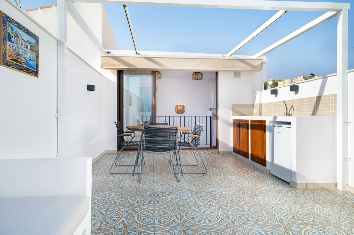 Te koop Half vrijstaand huis Costa Del Sol Caleta De Vélez € 350.000,-