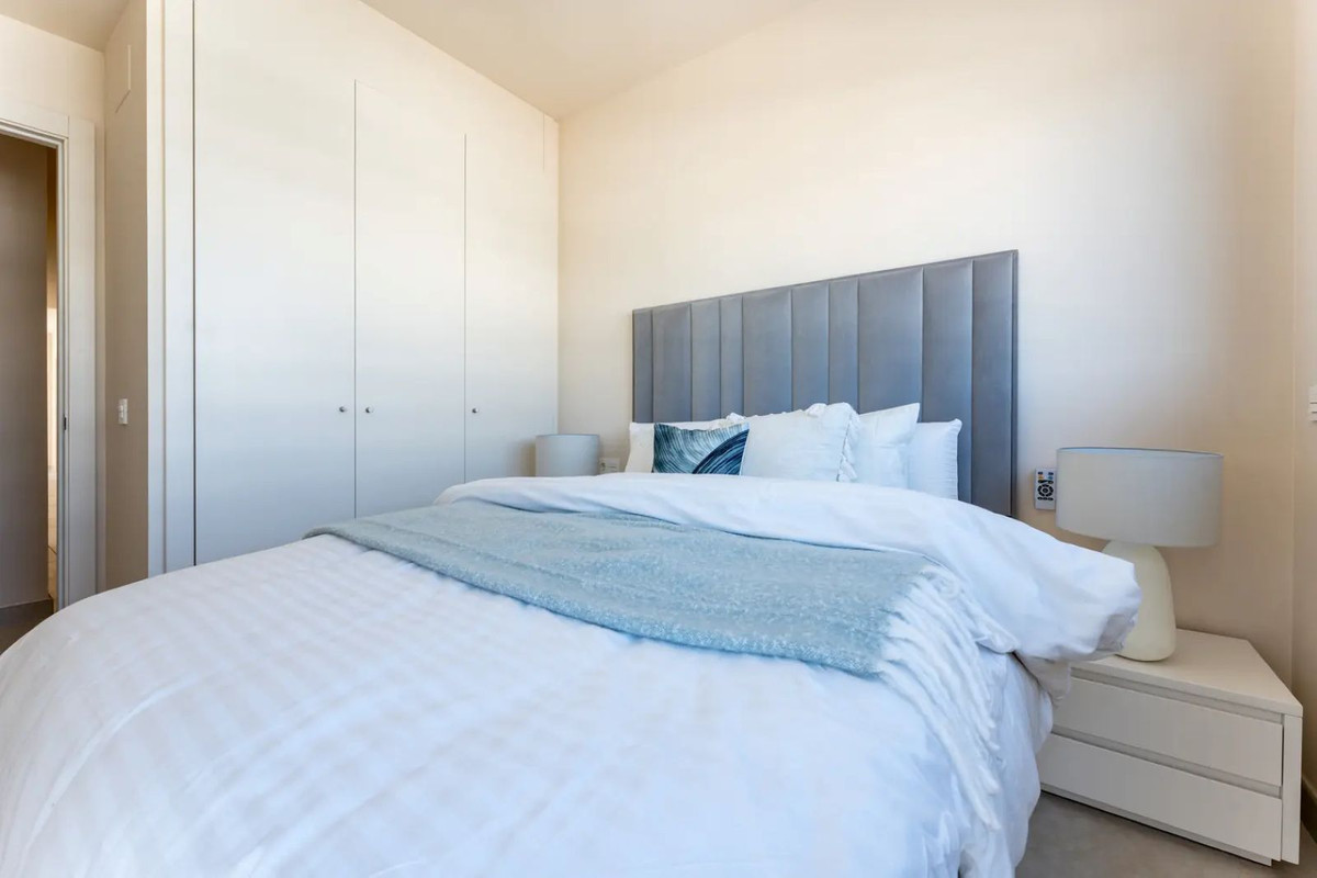 Te koop Middle Floor Apartment Costa Del Sol La Cala De Mijas € 725.000,-