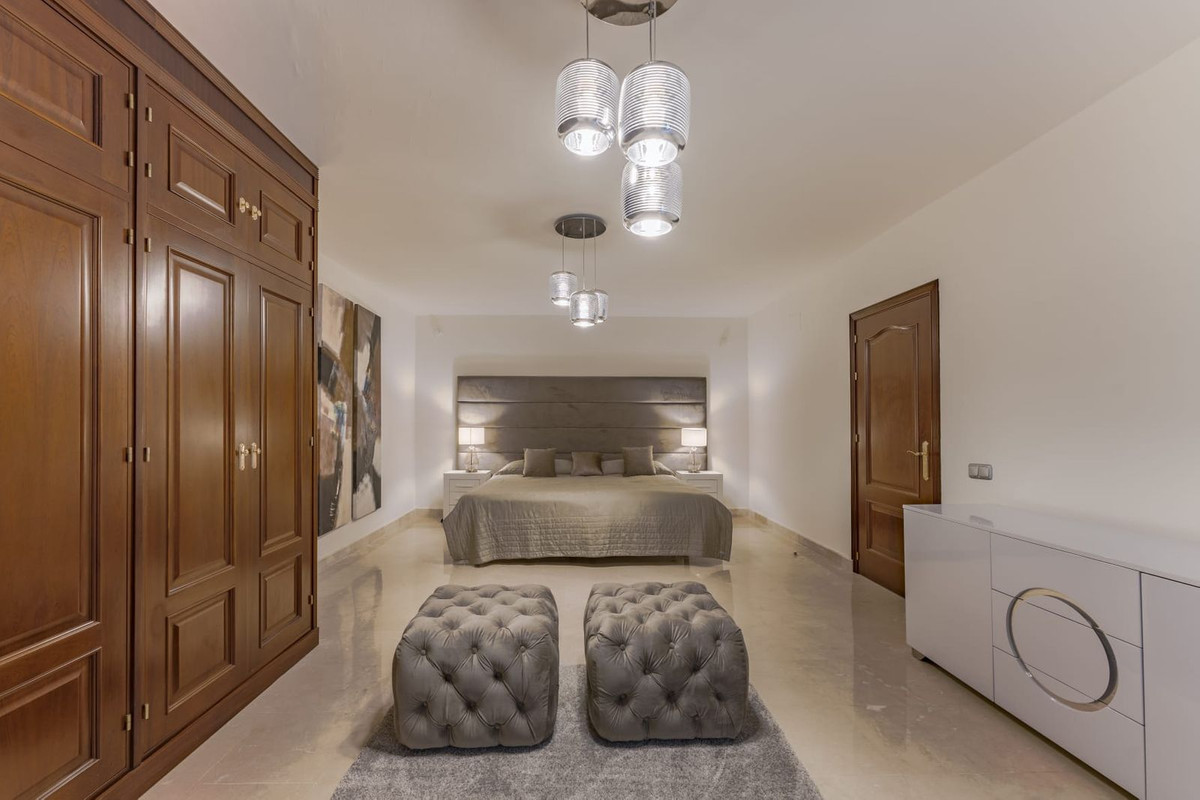 Te koop Vrijstaande Villa Costa Del Sol Nueva Andalucía € 4.500.000,-