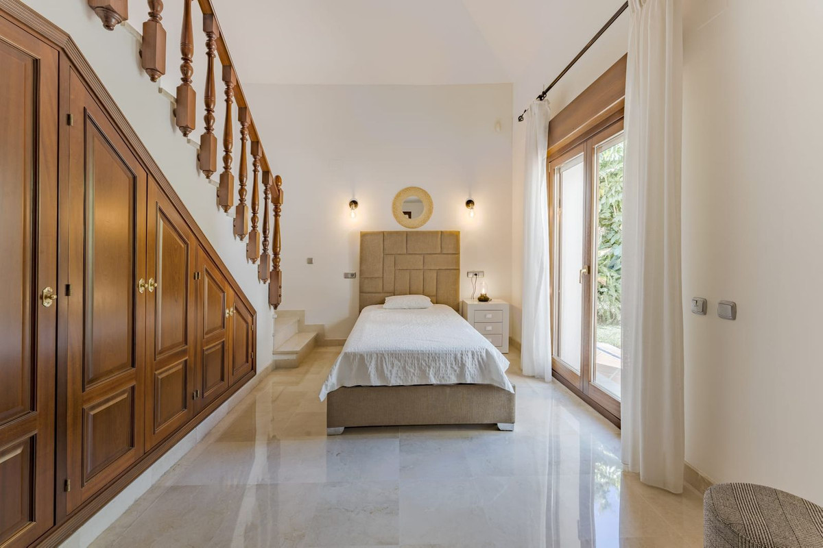 Te koop Vrijstaande Villa Costa Del Sol Nueva Andalucía € 4.500.000,-