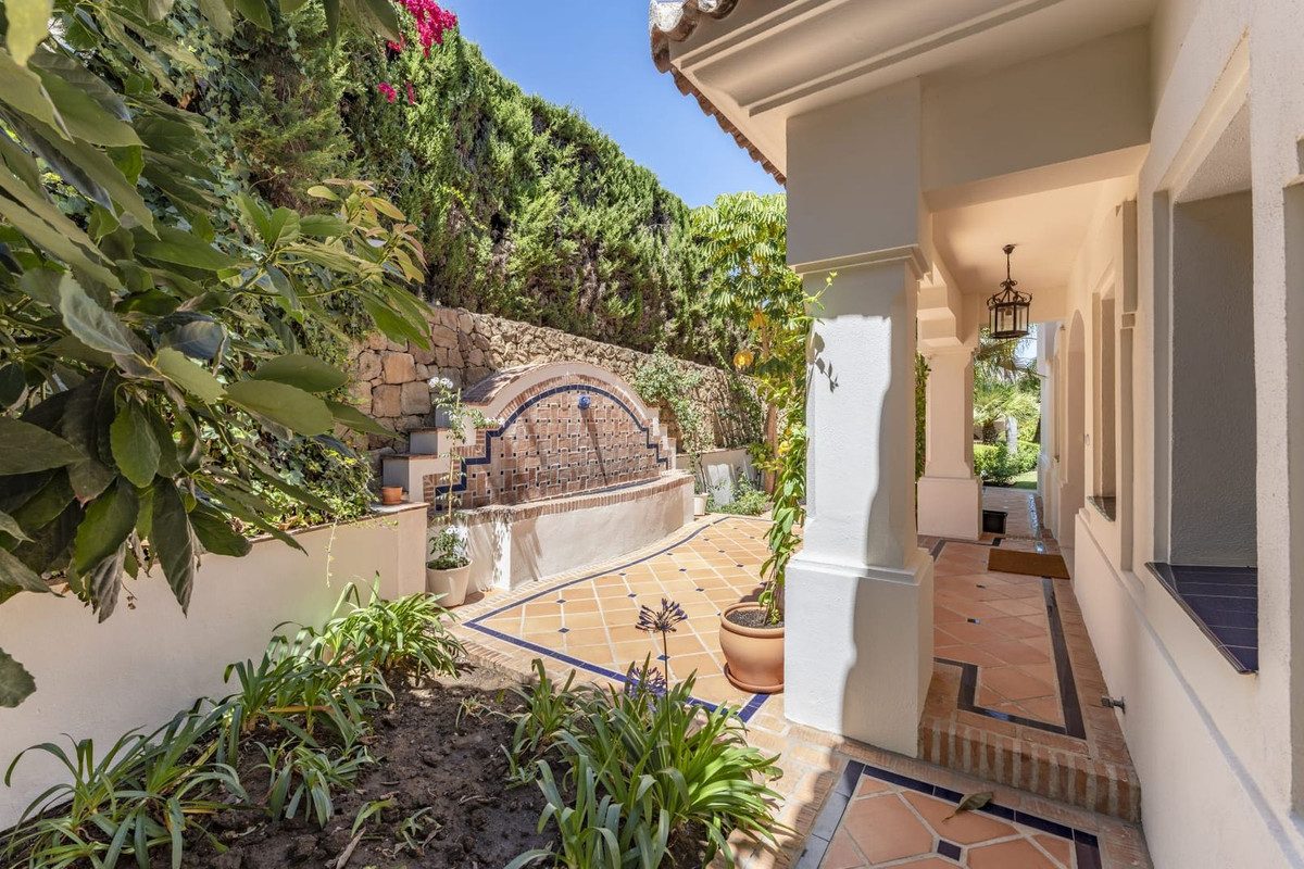 Te koop Vrijstaande Villa Costa Del Sol Nueva Andalucía € 4.500.000,-