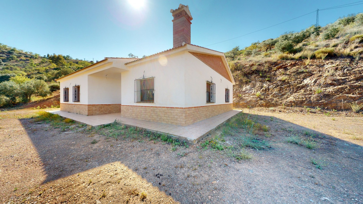 Te koop Vrijstaande Villa Costa Del Sol Colmenar € 299.999,-