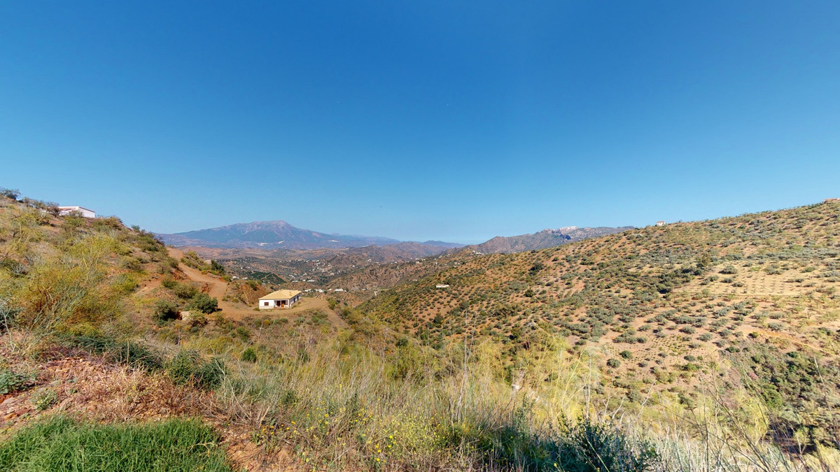 Te koop Vrijstaande Villa Costa Del Sol Colmenar € 299.999,-