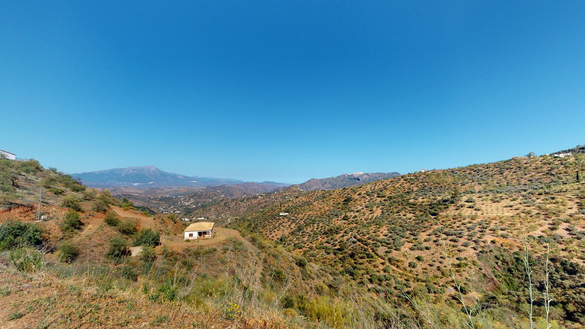 Te koop Vrijstaande Villa Costa Del Sol Colmenar € 299.999,-