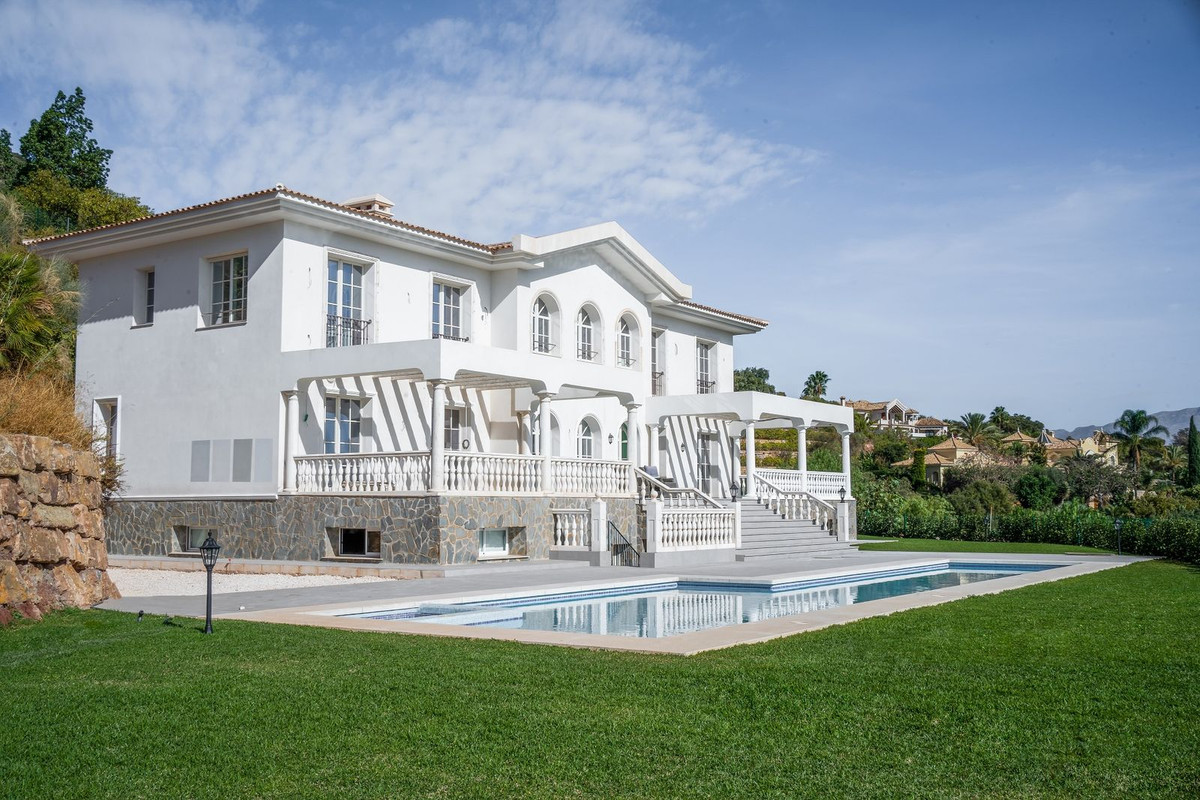 Te koop Vrijstaande Villa Costa Del Sol Benahavís € 3.700.000,-