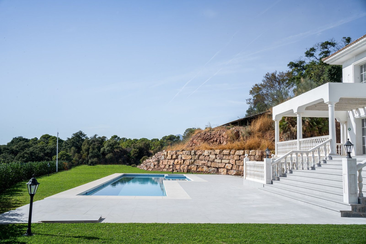 Te koop Vrijstaande Villa Costa Del Sol Benahavís € 3.700.000,-