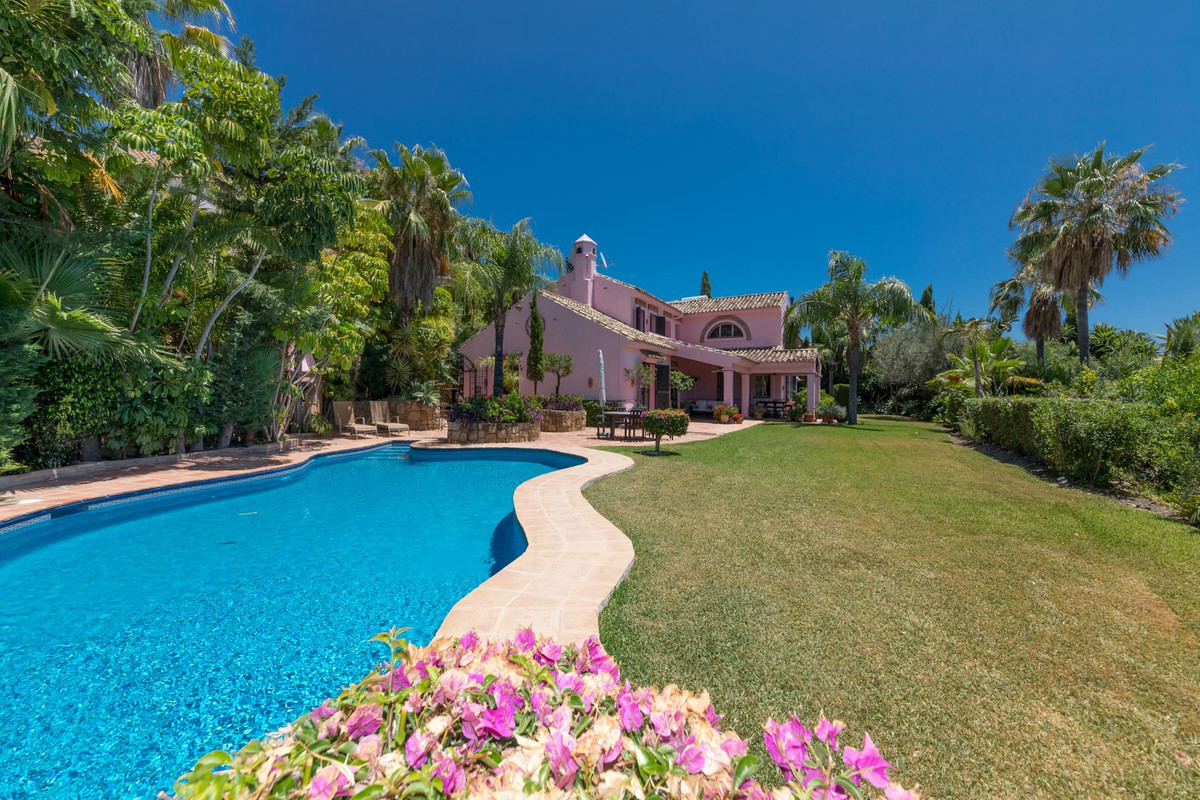 Te koop Vrijstaande Villa Costa Del Sol Benahavís € 5.250.000,-