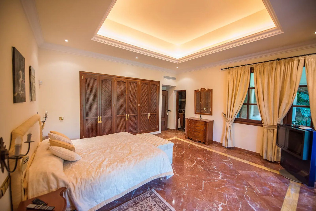 Te koop Vrijstaande Villa Costa Del Sol La Zagaleta € 5.850.000,-