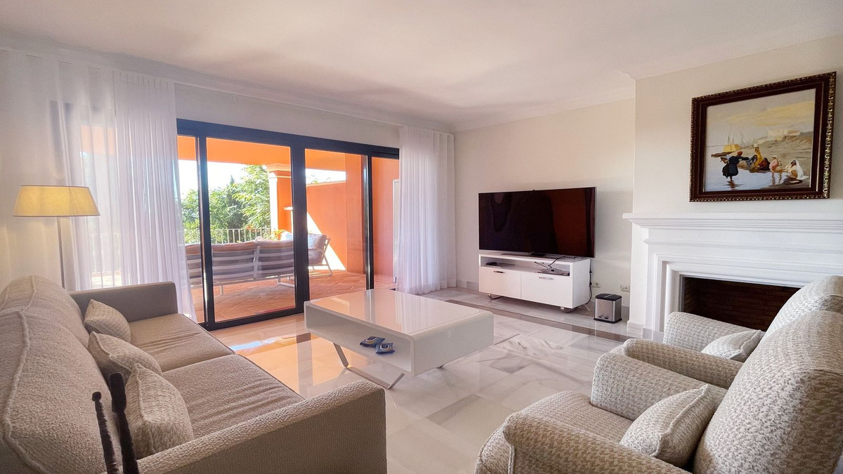 Te koop Middle Floor Apartment Costa Del Sol Monte Halcones € 930.000,-