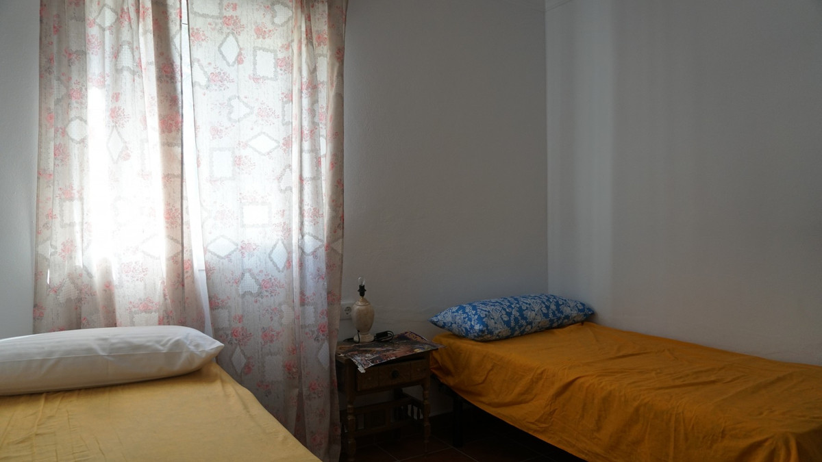 Te koop Finca - Cortijo Costa Del Sol Sayalonga € 499.000,-