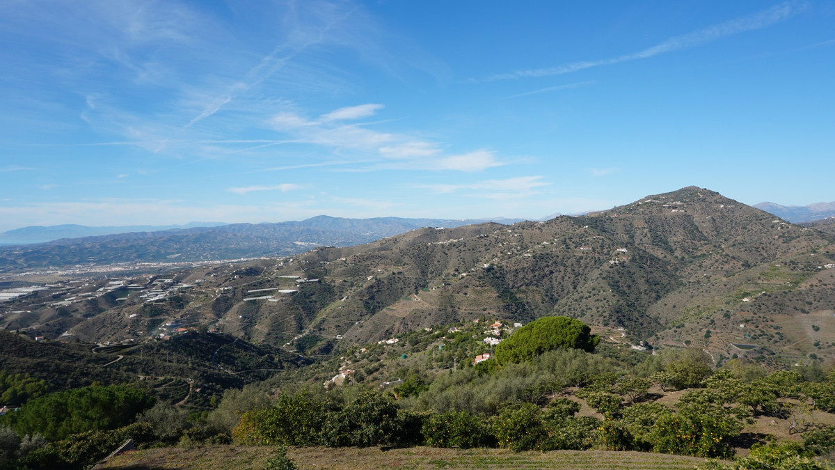 Te koop Finca - Cortijo Costa Del Sol Sayalonga € 499.000,-