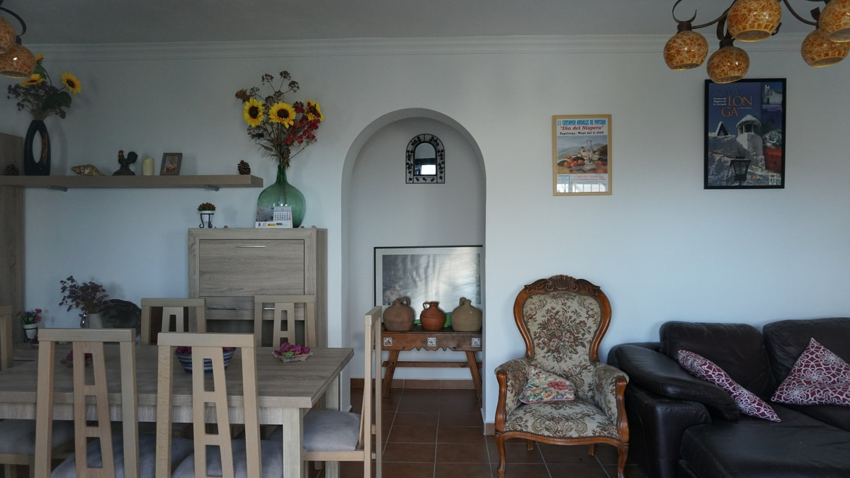 Te koop Finca - Cortijo Costa Del Sol Sayalonga € 499.000,-