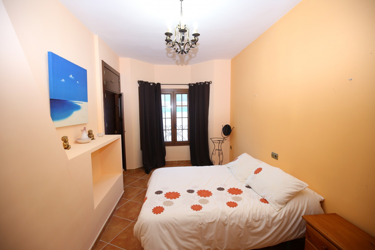 Te koop Vrijstaande Villa Costa Del Sol Benamargosa € 478.000,-