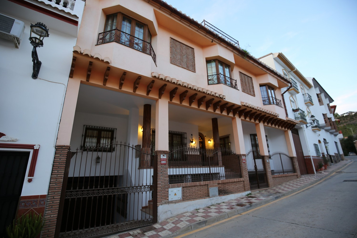 Te koop Vrijstaande Villa Costa Del Sol Benamargosa € 478.000,-