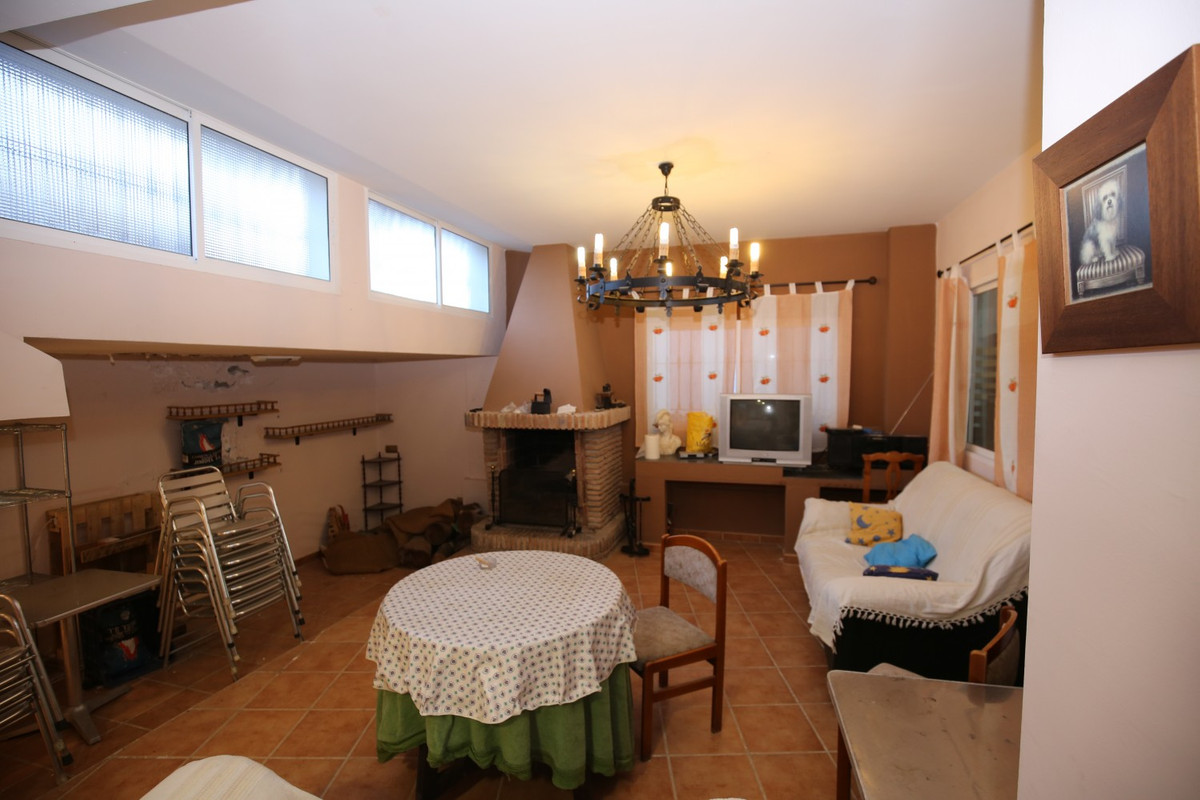 Te koop Vrijstaande Villa Costa Del Sol Benamargosa € 478.000,-