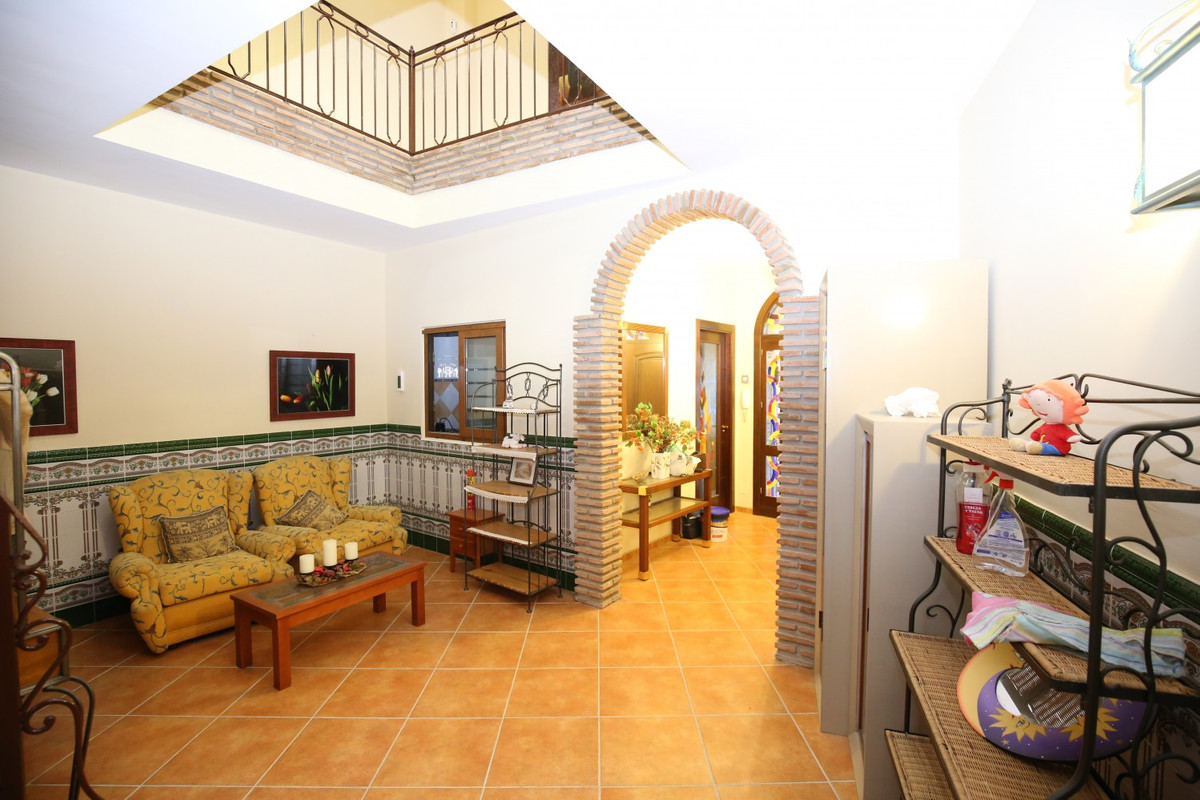 Te koop Vrijstaande Villa Costa Del Sol Benamargosa € 478.000,-