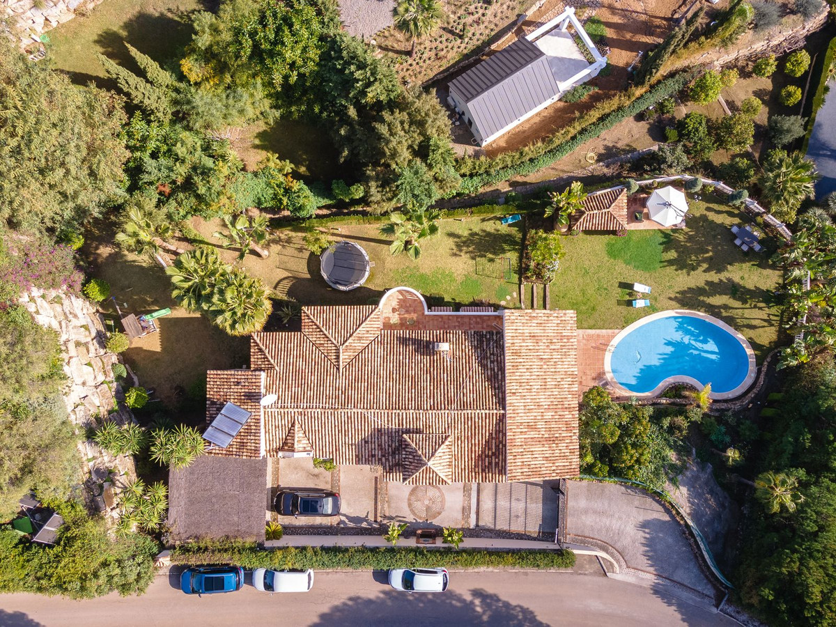 Te koop Vrijstaande Villa Costa Del Sol El Paraiso € 1.950.000,-