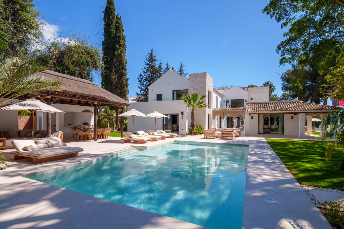 Te koop Vrijstaande Villa Costa Del Sol Nueva Andalucía € 8.950.000,-