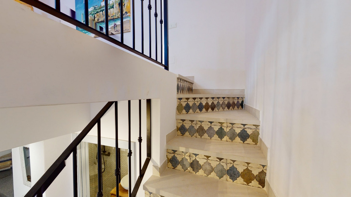 Te koop Half vrijstaand huis Costa Del Sol Caleta De Vélez € 349.999,-