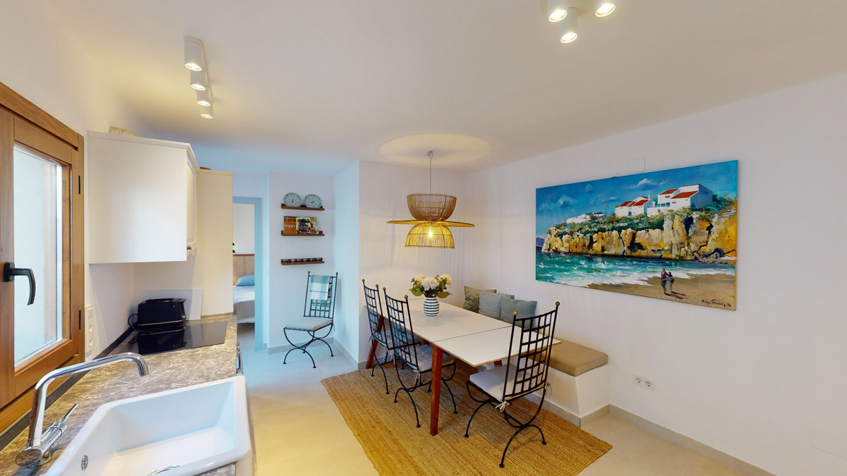 Te koop Half vrijstaand huis Costa Del Sol Caleta De Vélez € 349.999,-